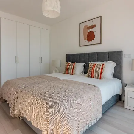 Villa Panoramic Linked With Private Pool - 12a Lourinhã